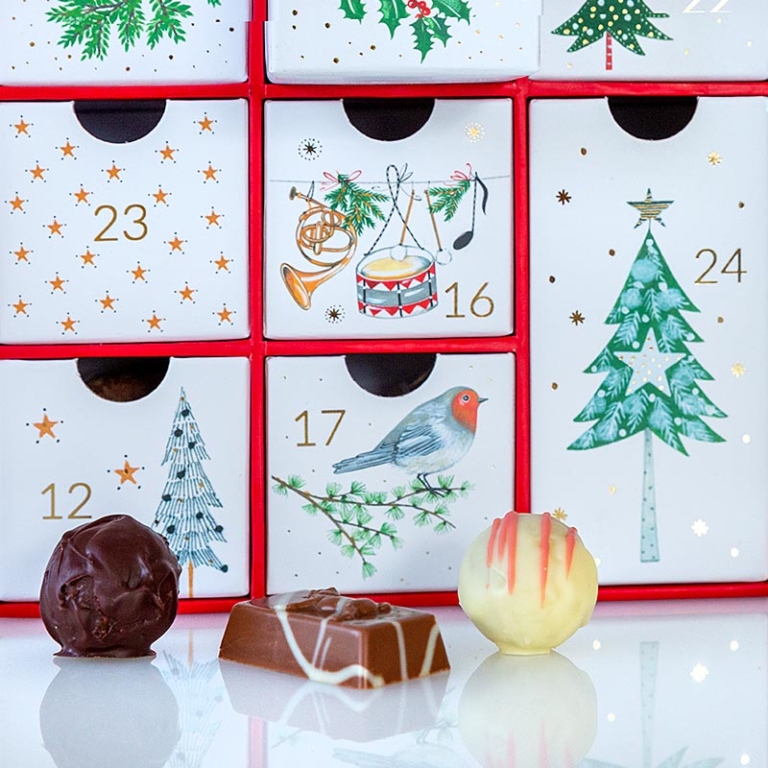 Pralinen Adventskalender aus unserer Manufaktur - Ullis Confiserie